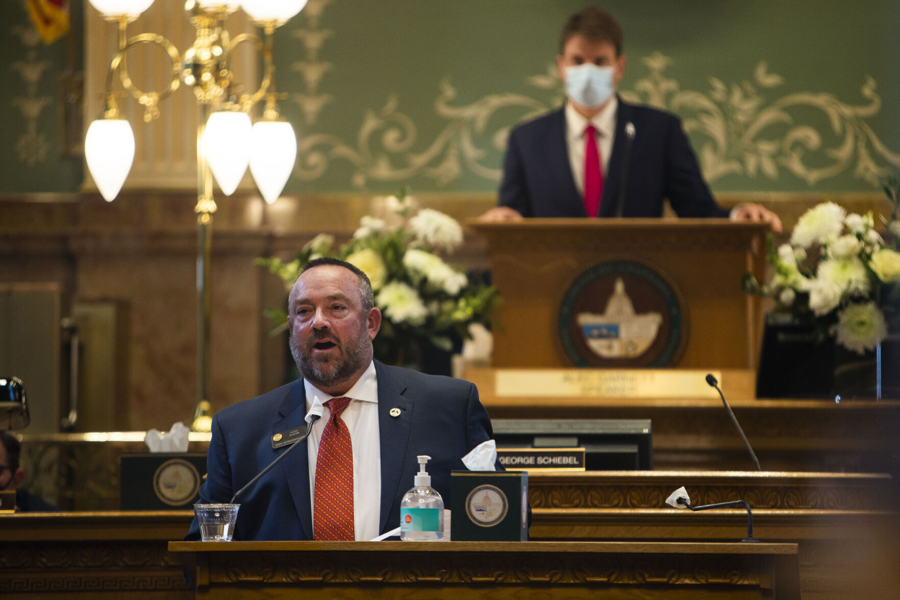 011222-news-1stDayOfLegislation06.JPG